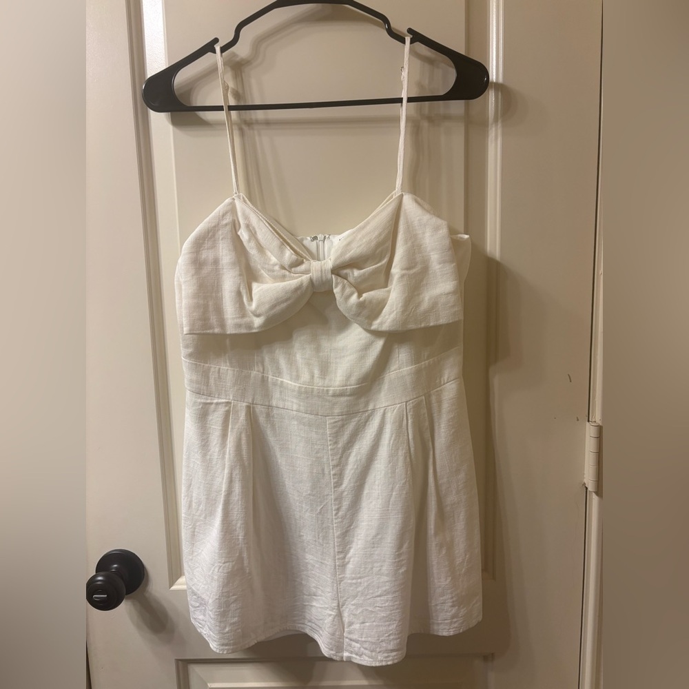 Altar’d State Linen Bow Romper